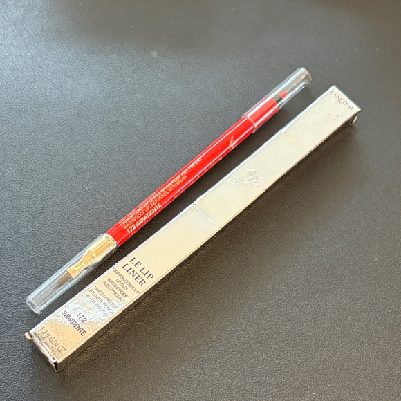 Lancome Other - BNIB Lancôme Le Lip Liner Pencil in Bold red 172 impatiente box damaged